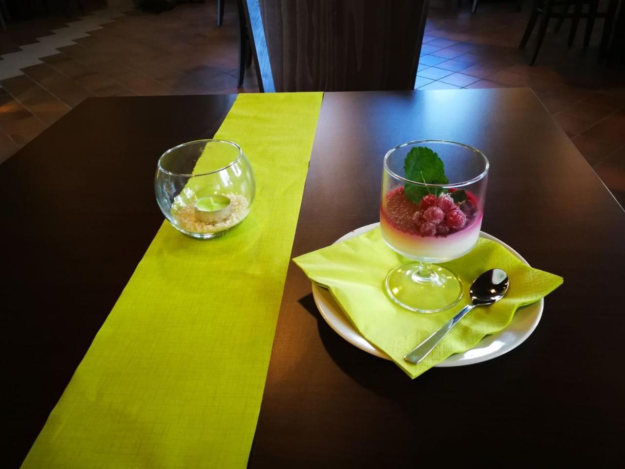 Ario Hotel & Resturant Нюрнберг Экстерьер фото